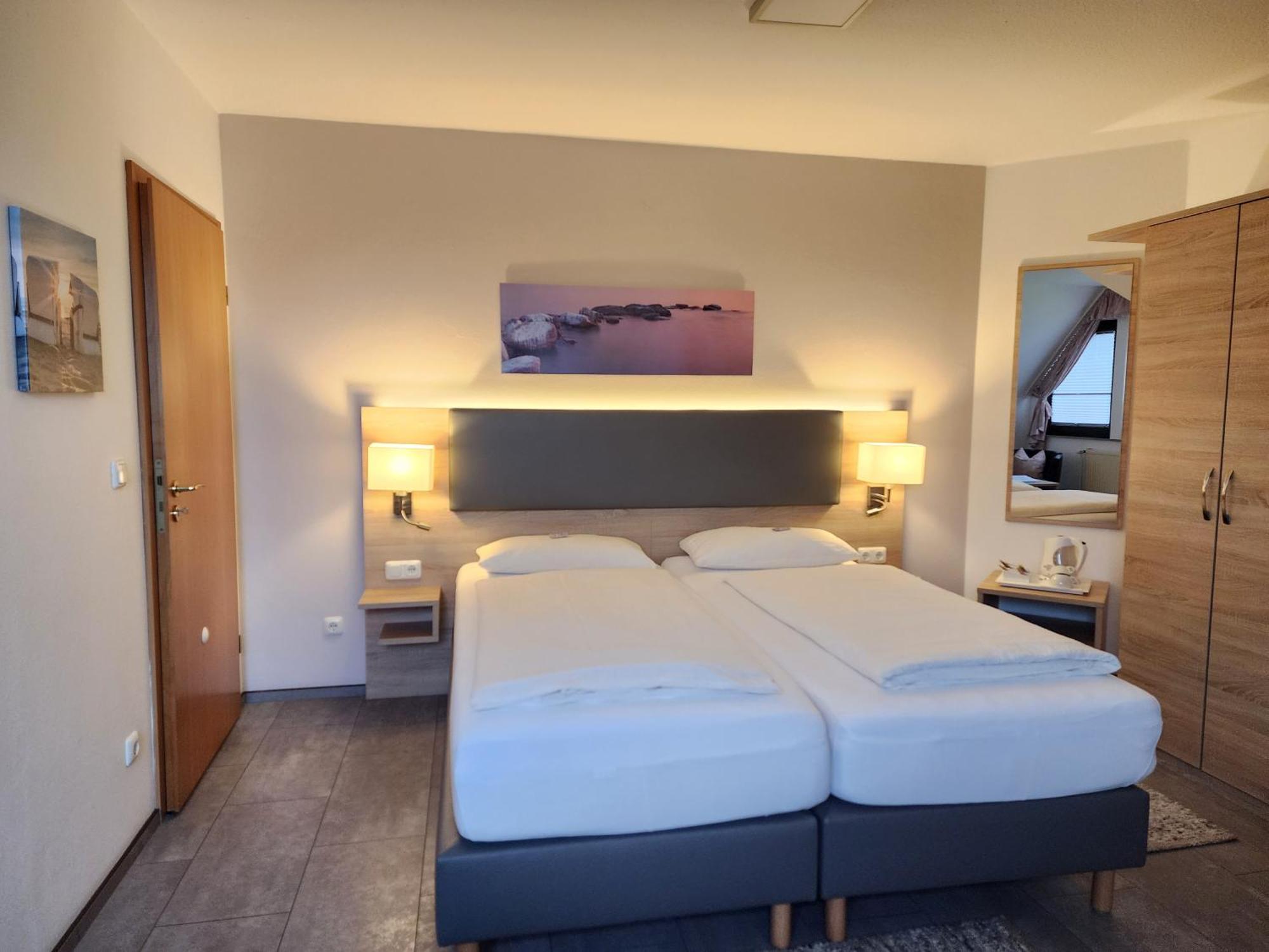 Heuer Guest house 3*